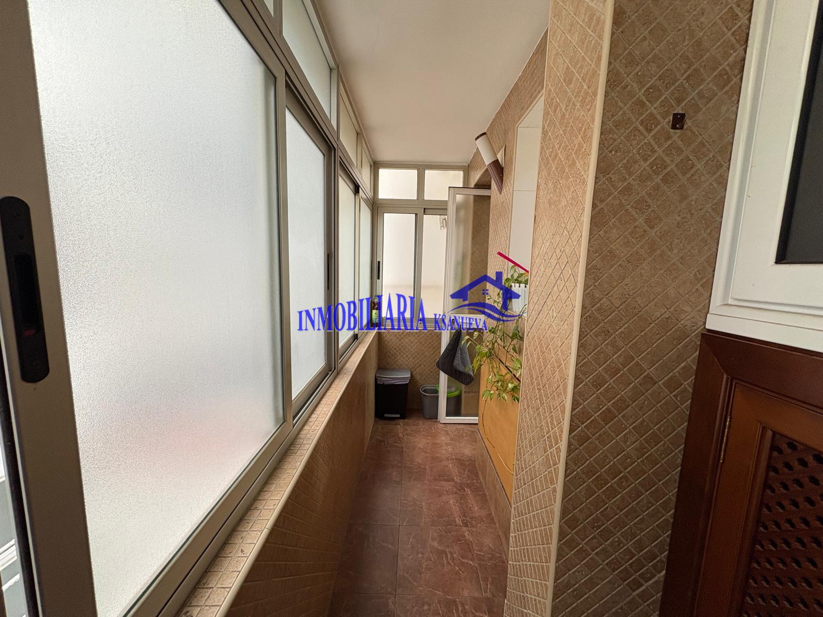 For sale of flat in Córdoba