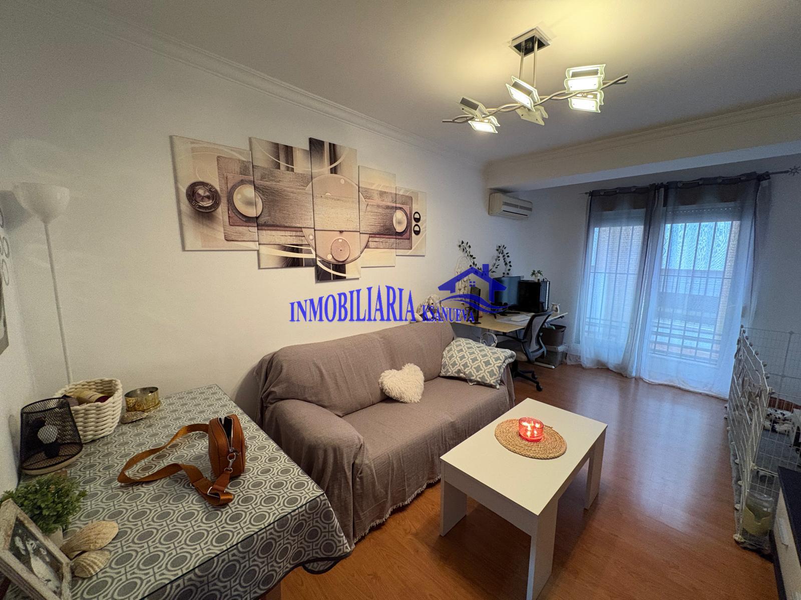 For sale of flat in Córdoba