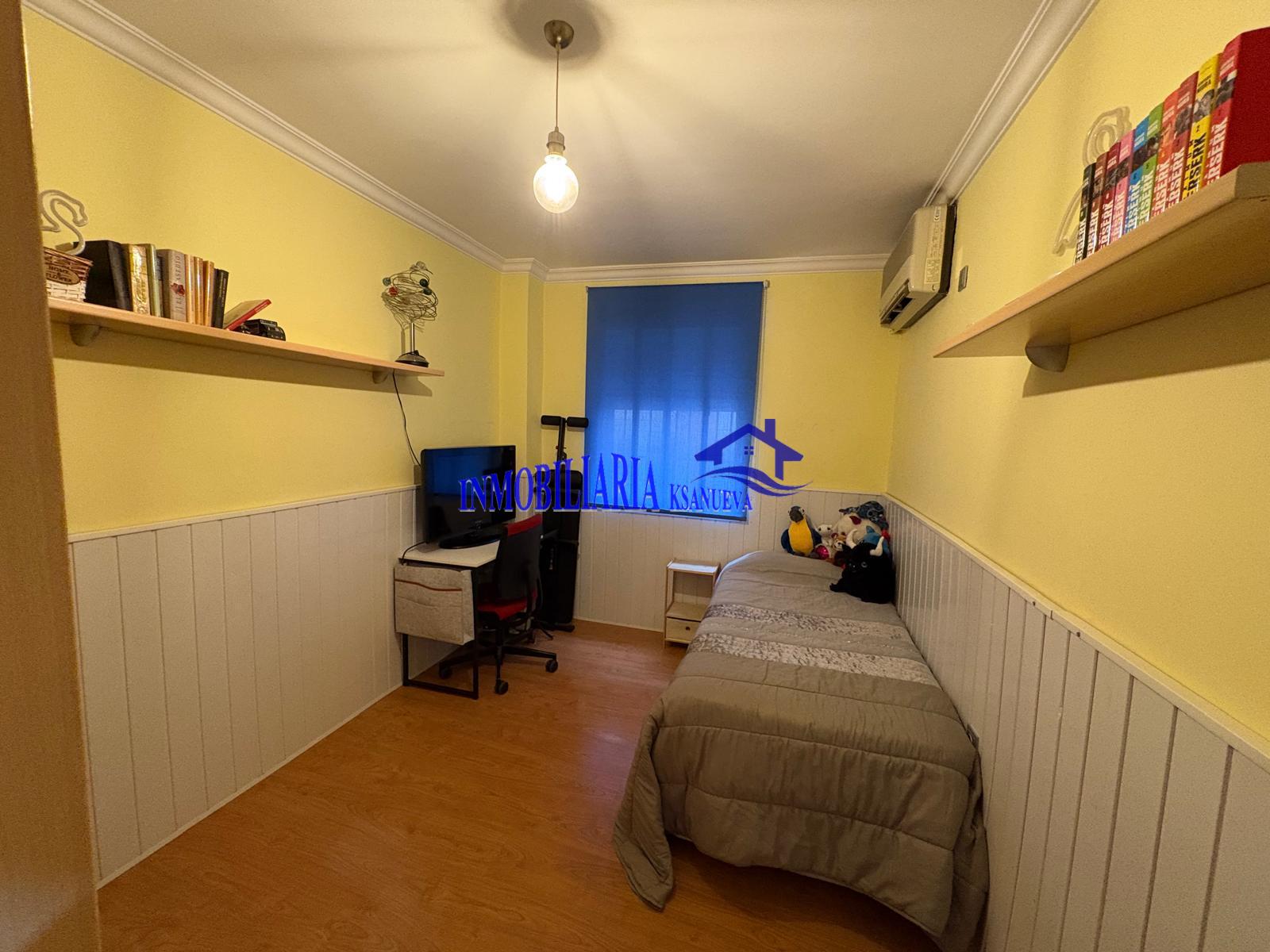 For sale of flat in Córdoba