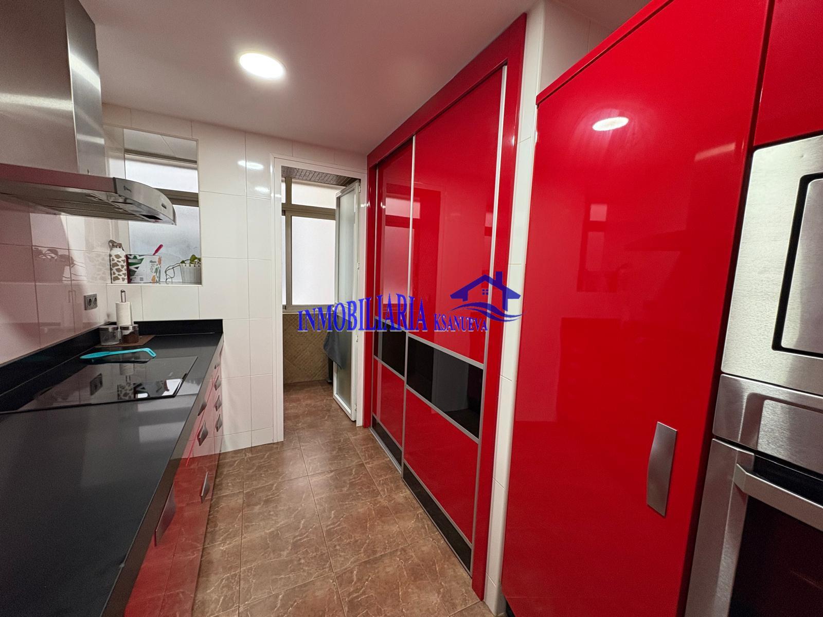 For sale of flat in Córdoba