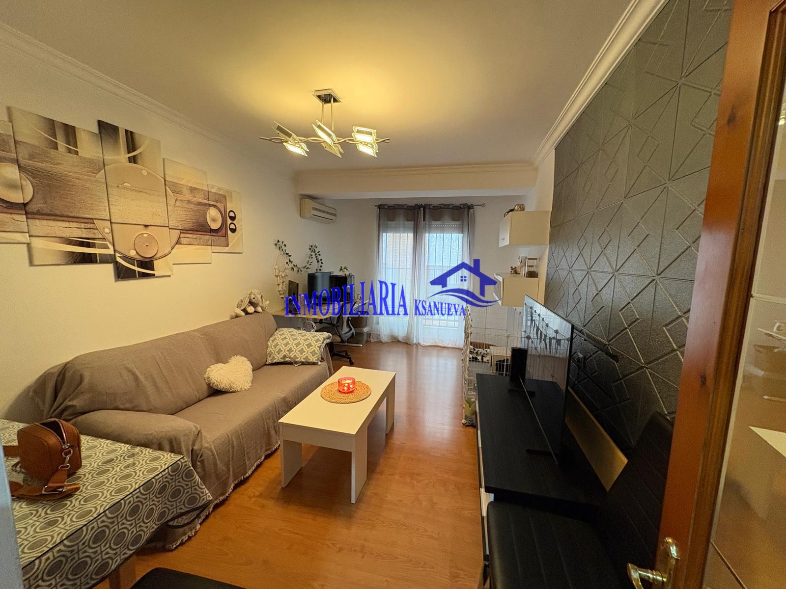 For sale of flat in Córdoba