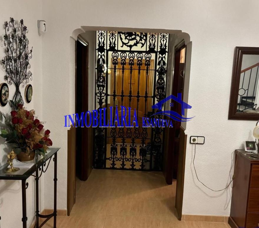 For sale of house in Córdoba