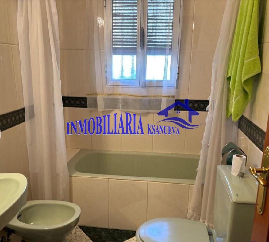 For sale of house in Córdoba