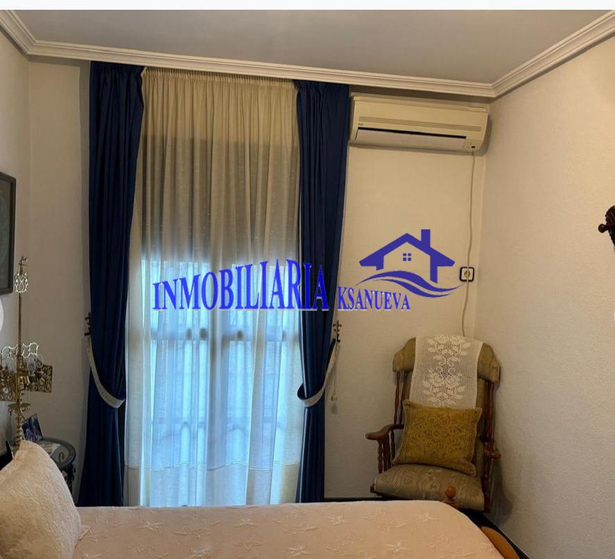 For sale of house in Córdoba