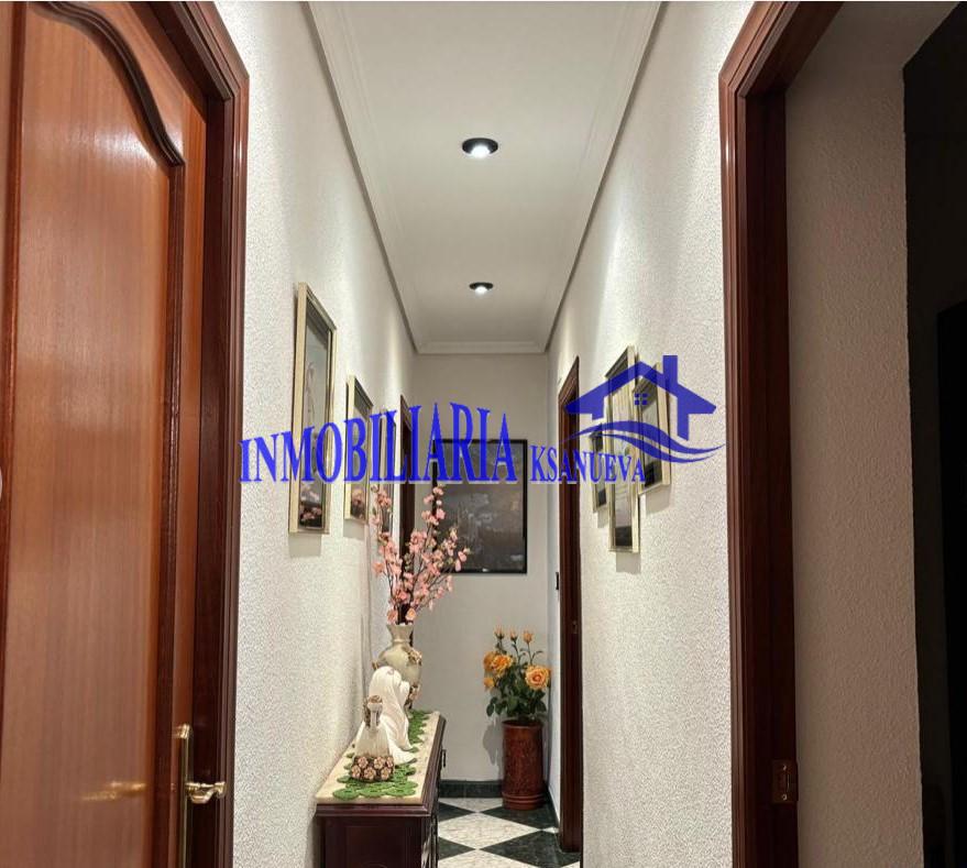 For sale of house in Córdoba