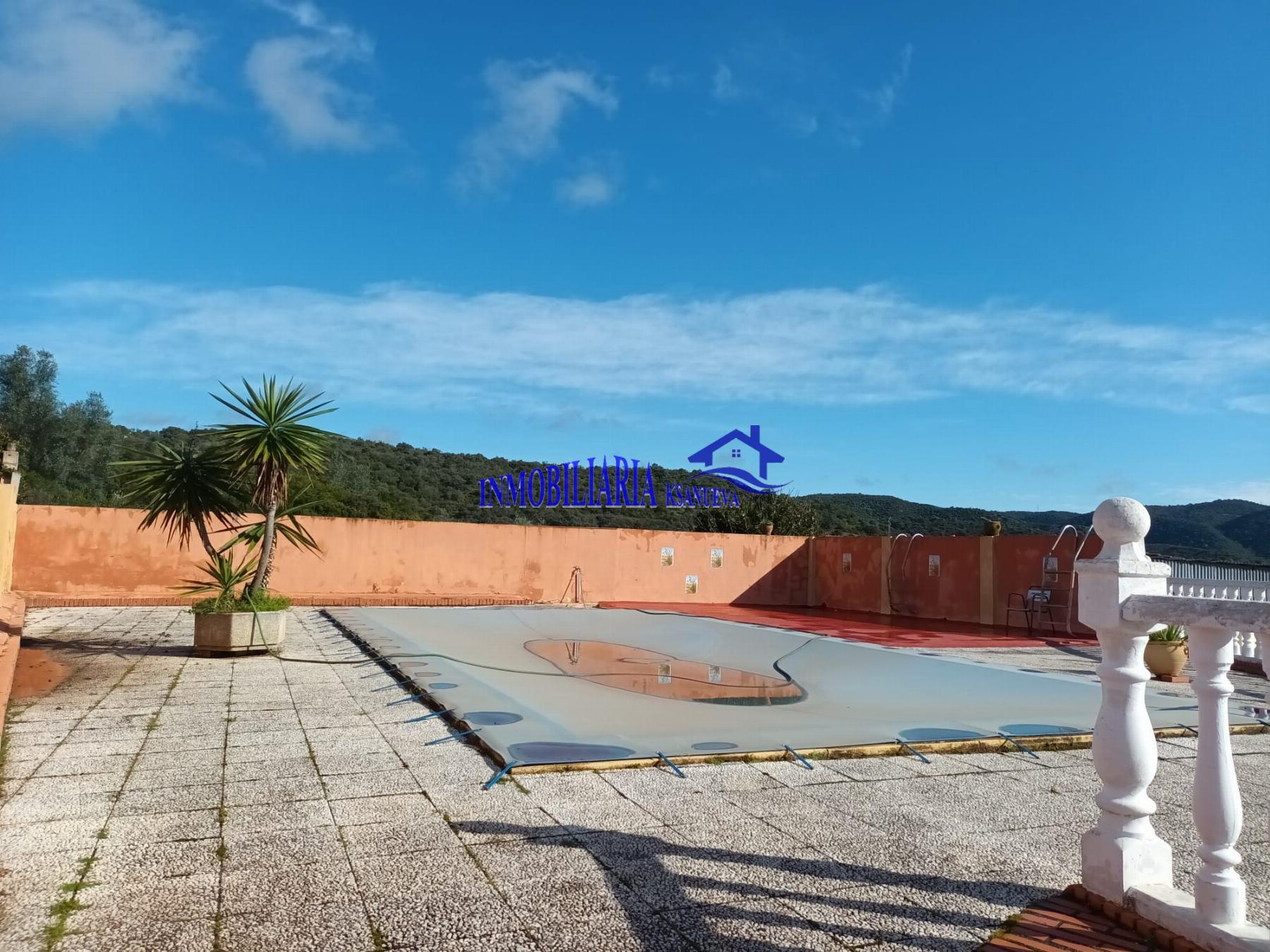 For sale of chalet in Córdoba