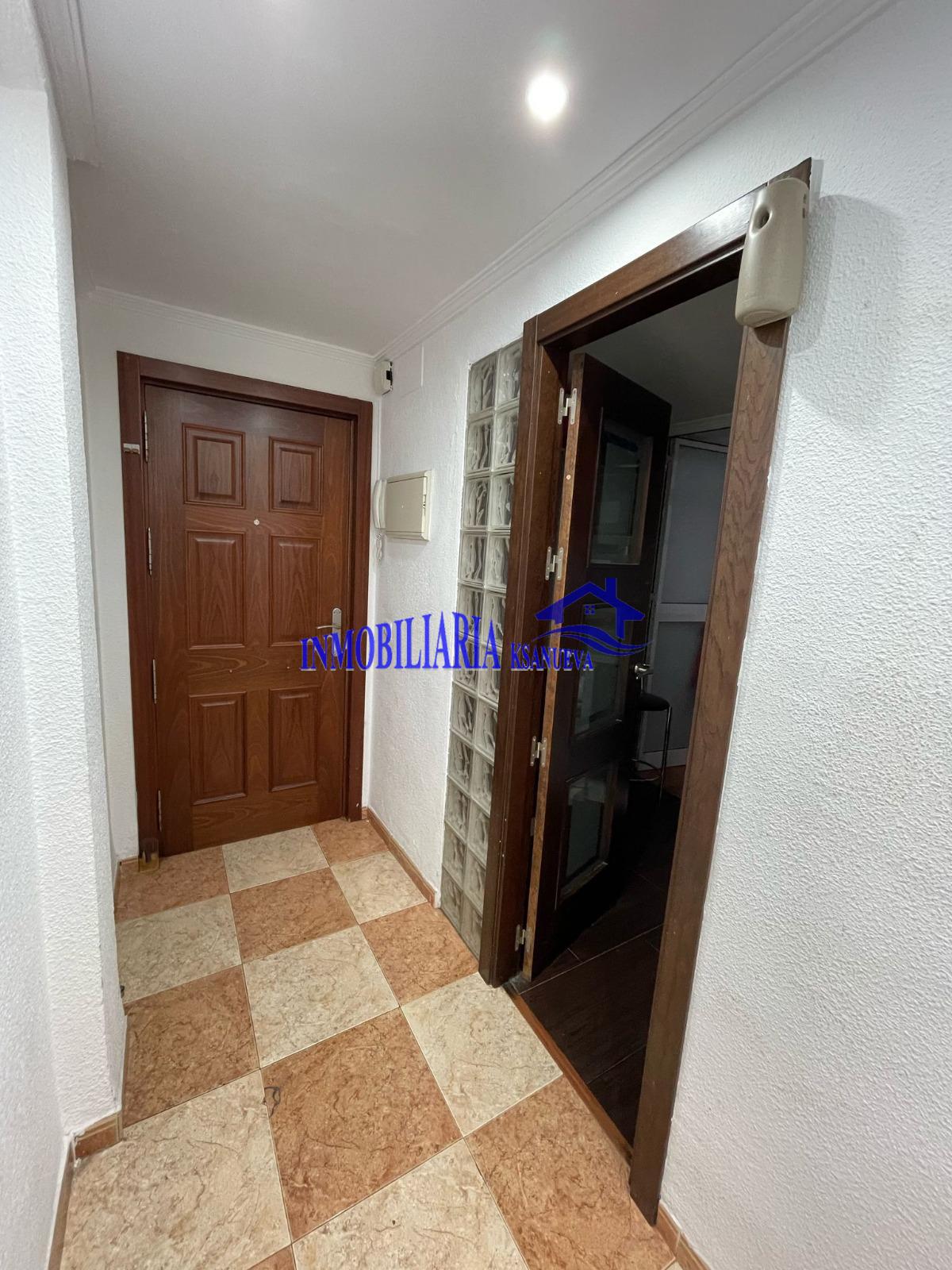 For sale of flat in Córdoba