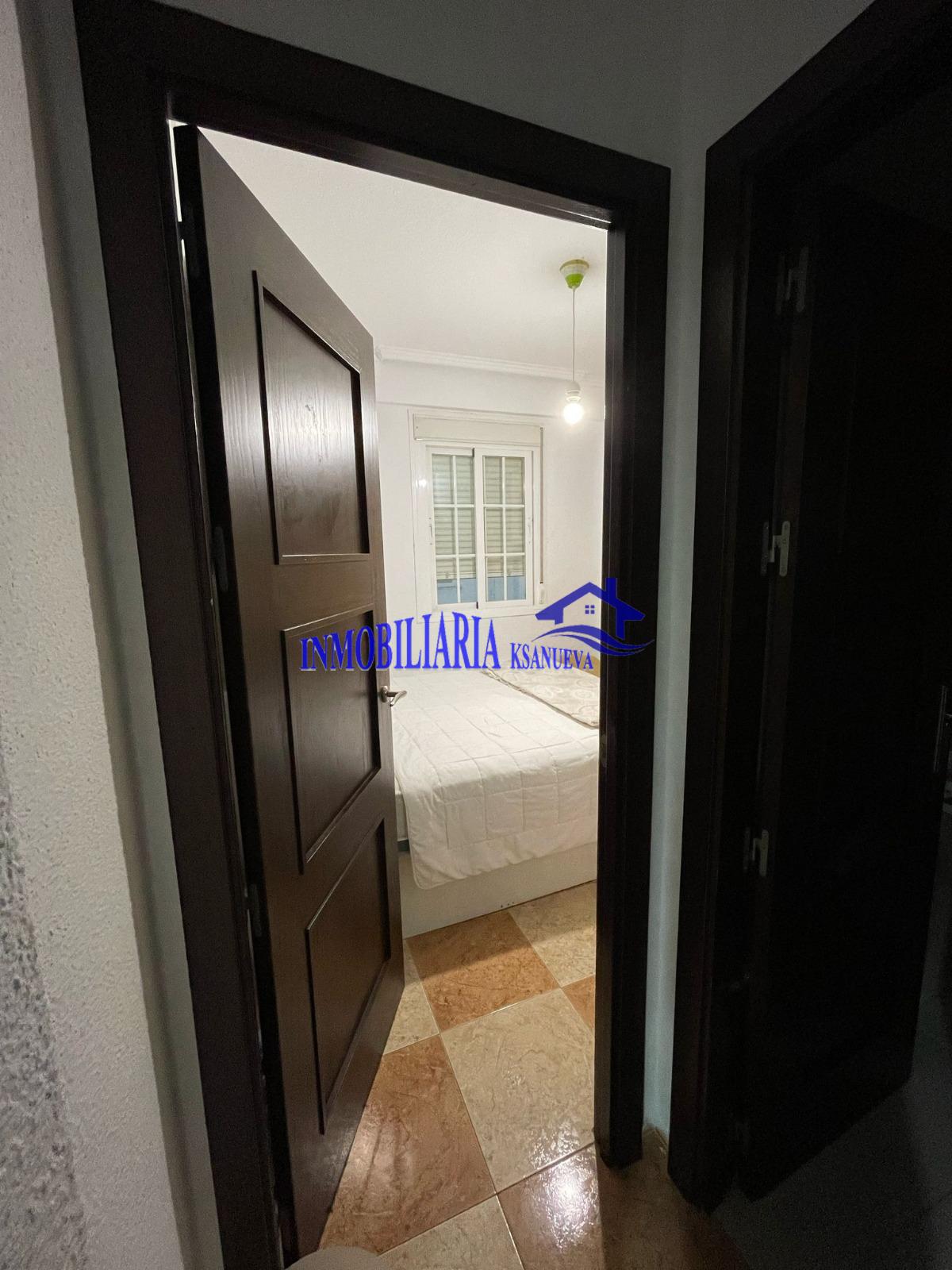 For sale of flat in Córdoba