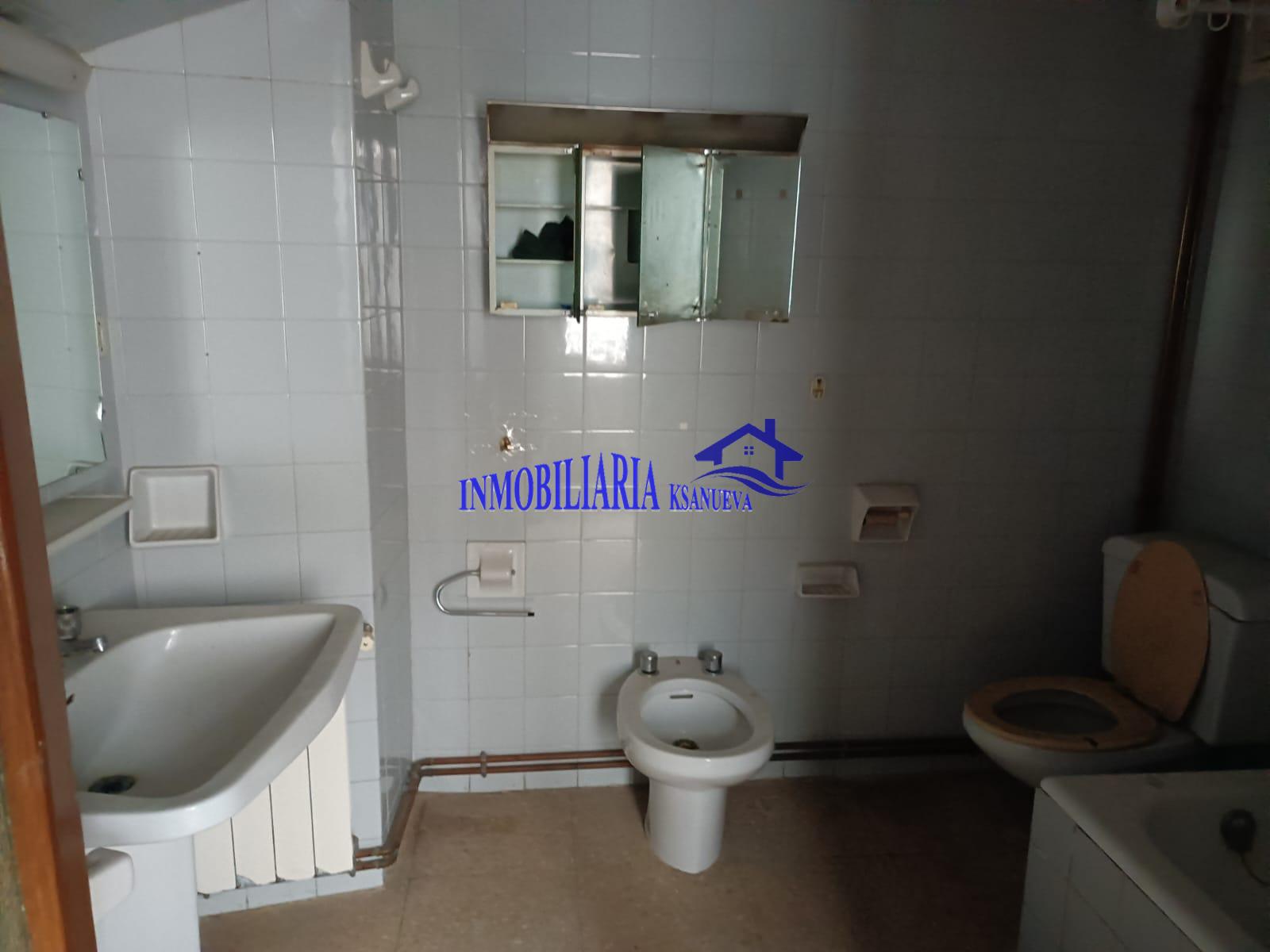 For sale of house in Córdoba