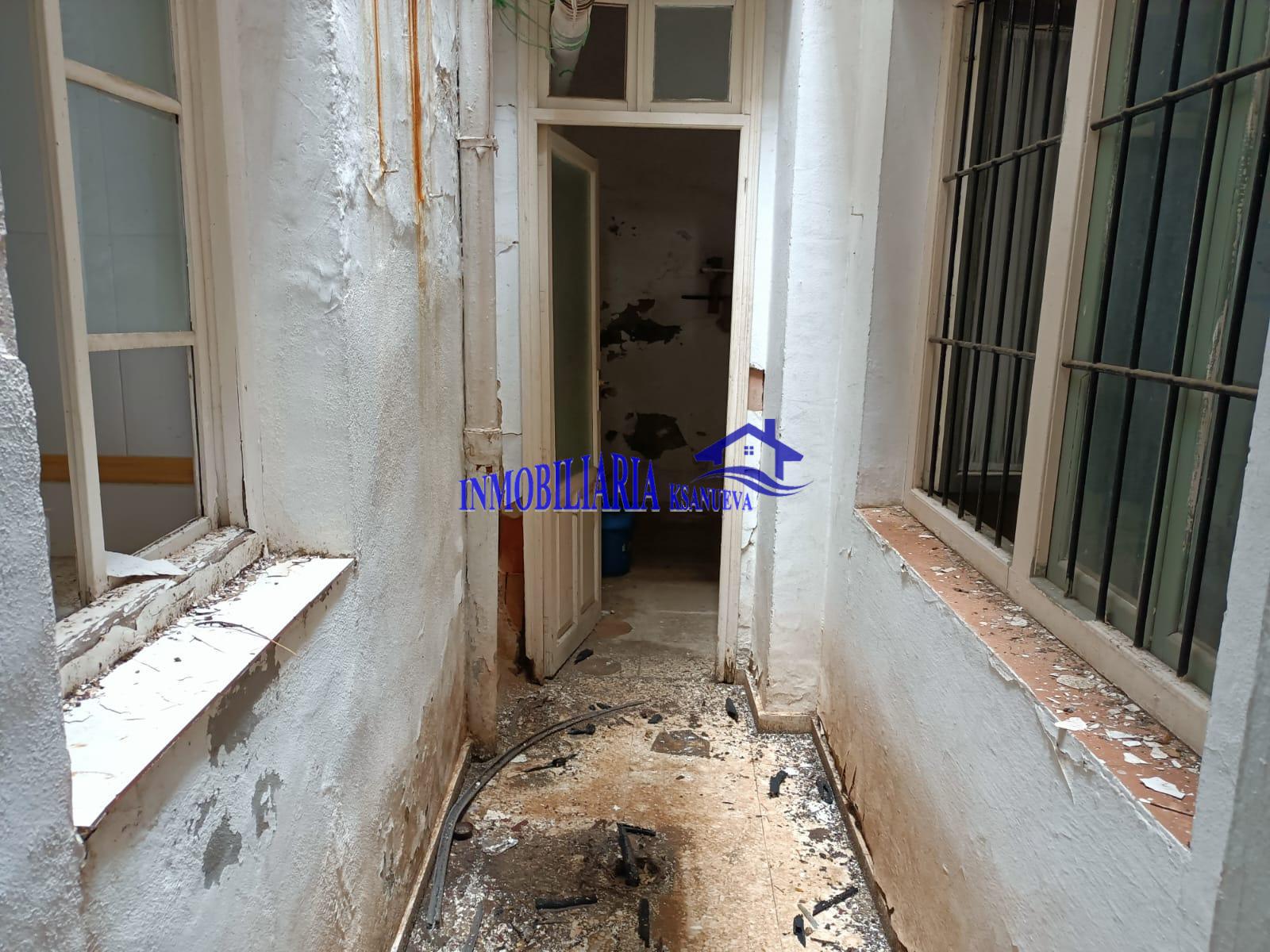 For sale of house in Córdoba