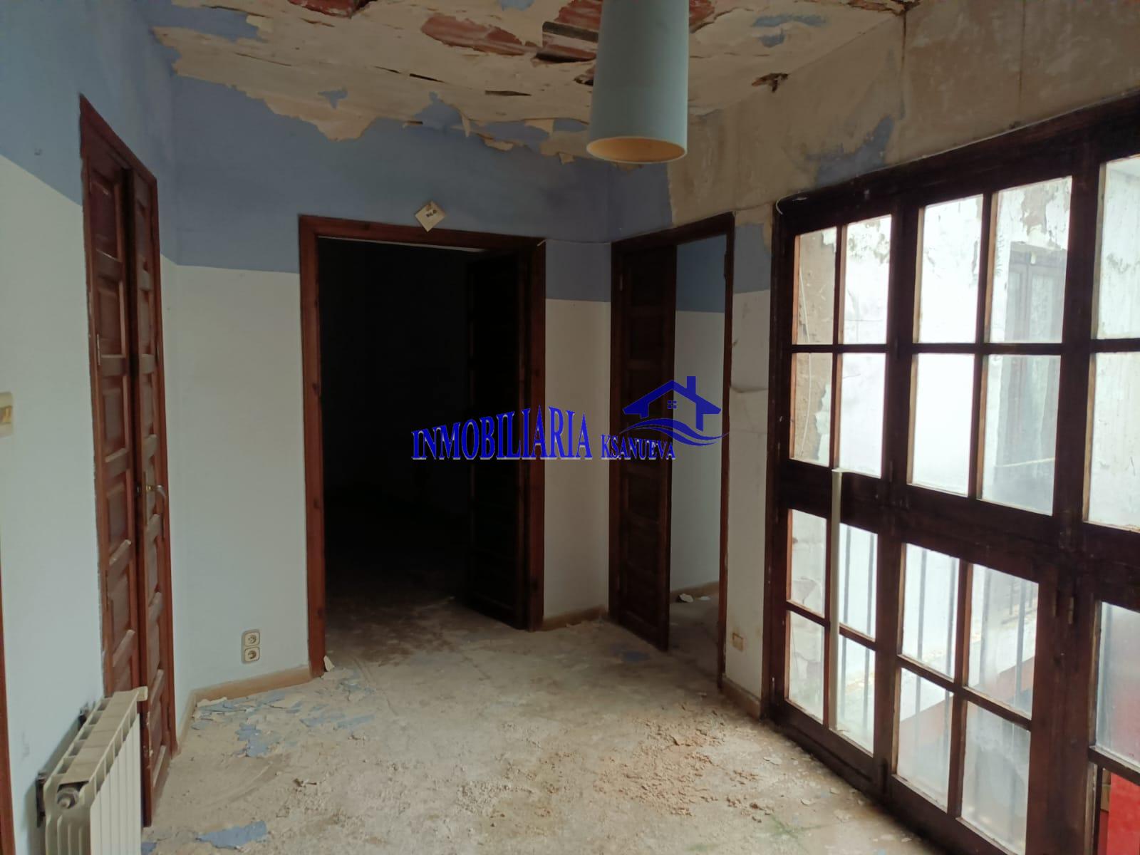 For sale of house in Córdoba