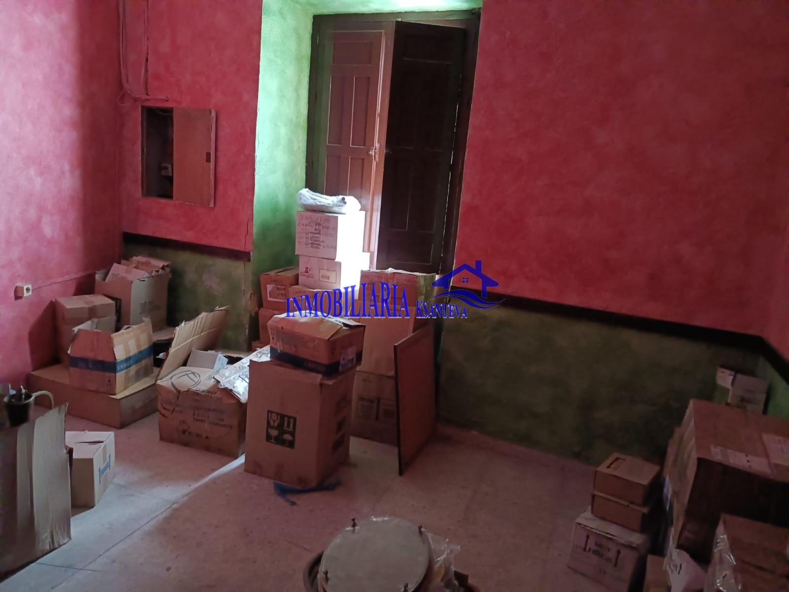 For sale of house in Córdoba