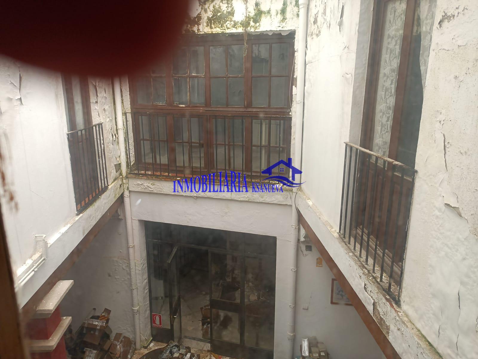 For sale of house in Córdoba
