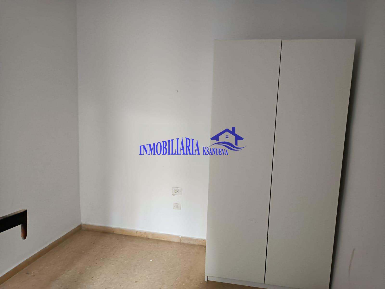 For sale of house in Córdoba