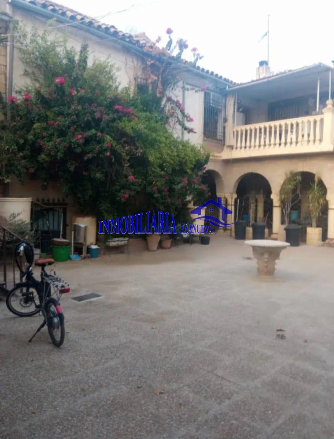 For sale of house in Córdoba