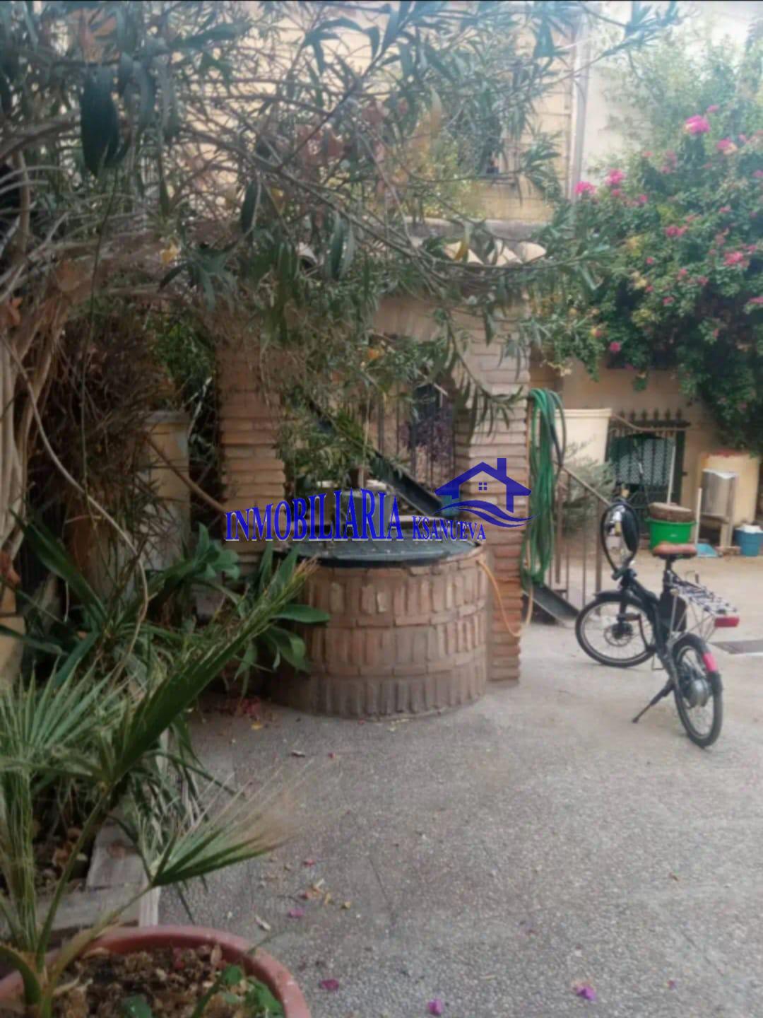 For sale of house in Córdoba