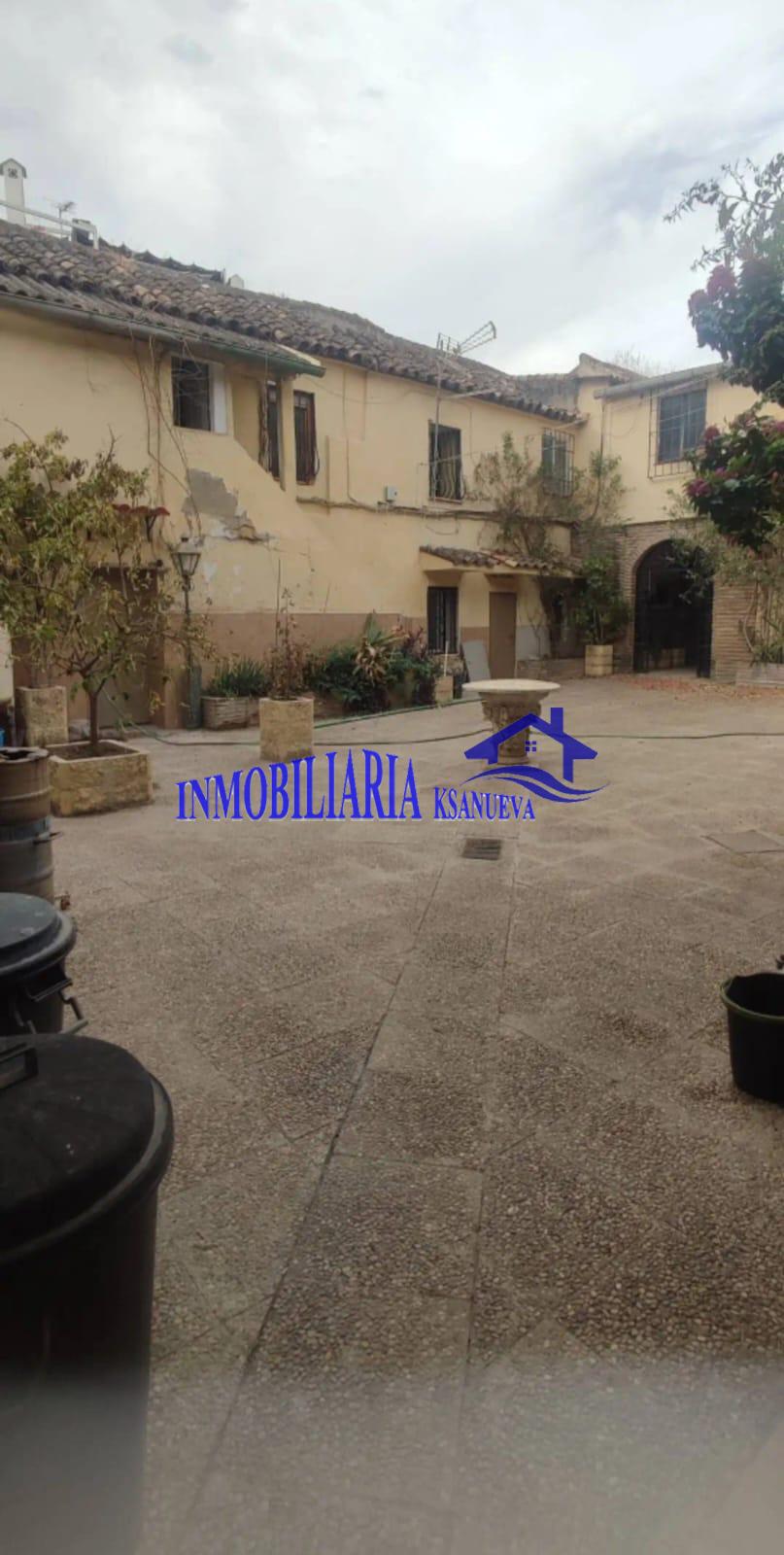 For sale of house in Córdoba