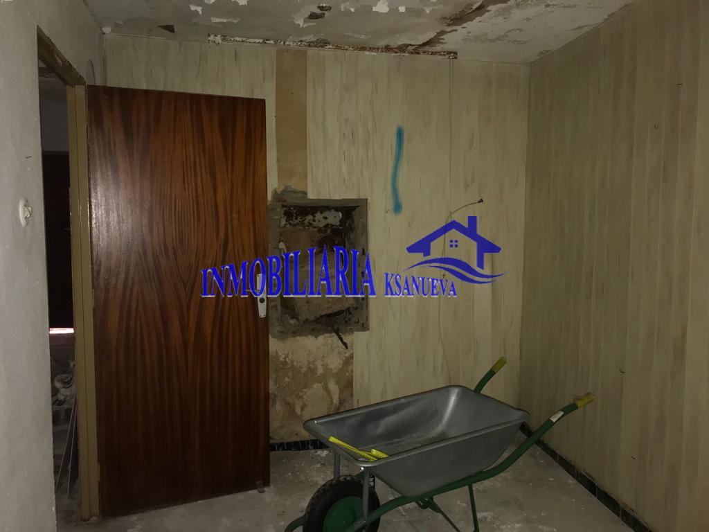 For sale of house in Córdoba
