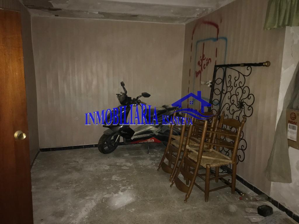 For sale of house in Córdoba