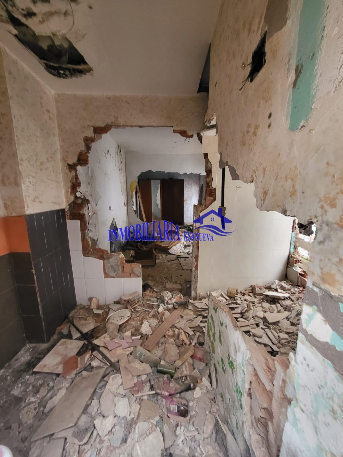 For sale of house in Córdoba