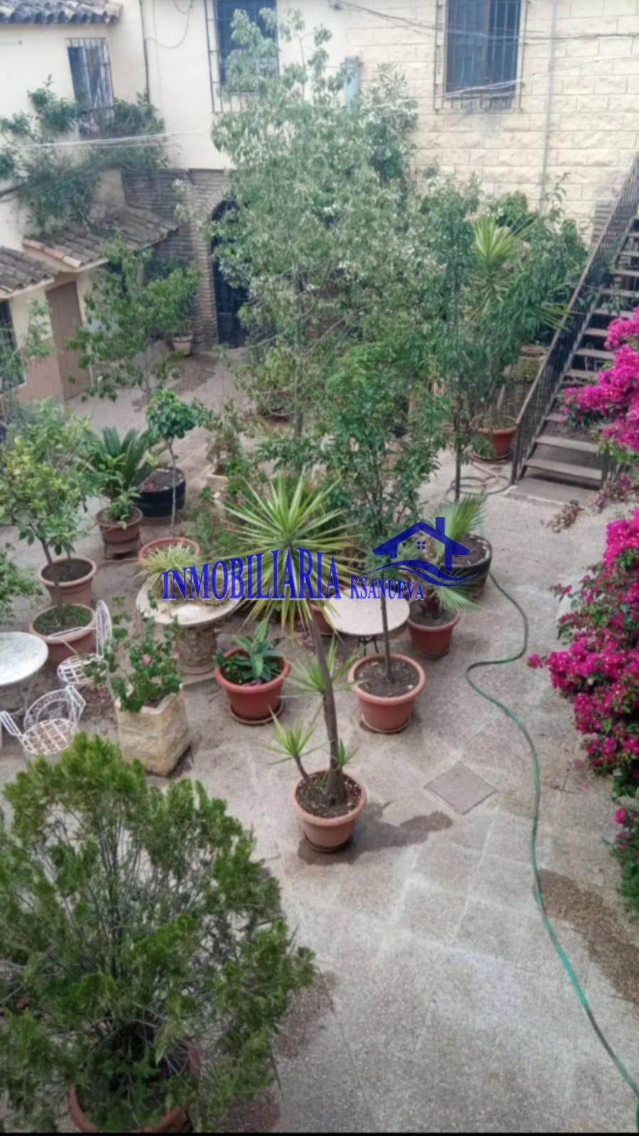 For sale of house in Córdoba