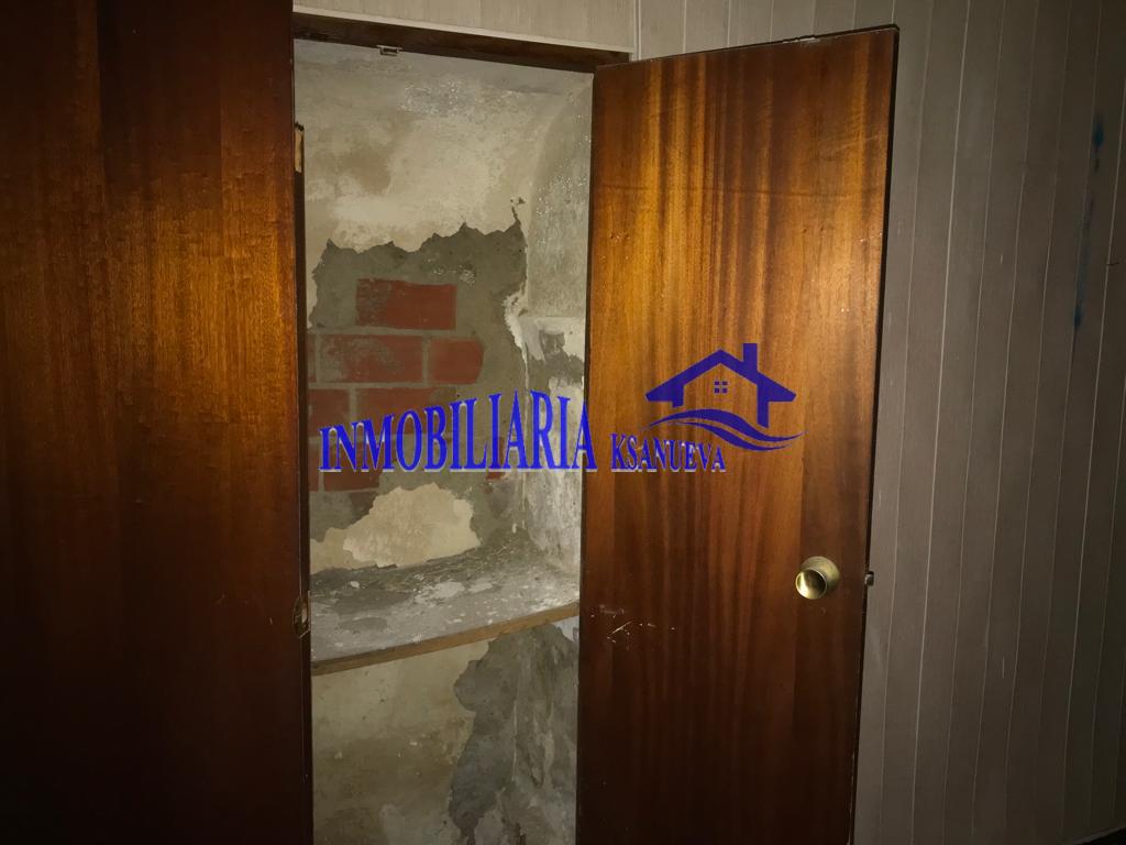 For sale of house in Córdoba