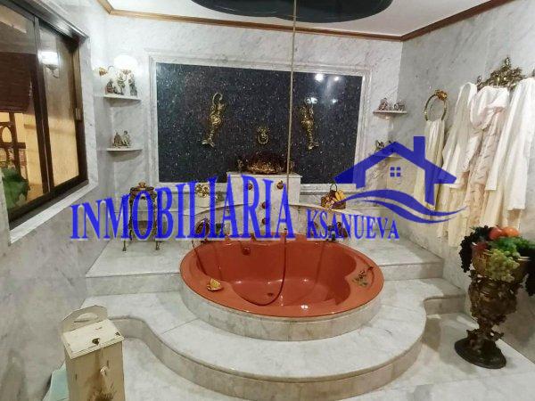 For sale of chalet in Córdoba