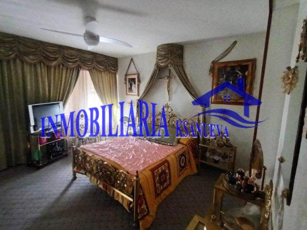 For sale of chalet in Córdoba