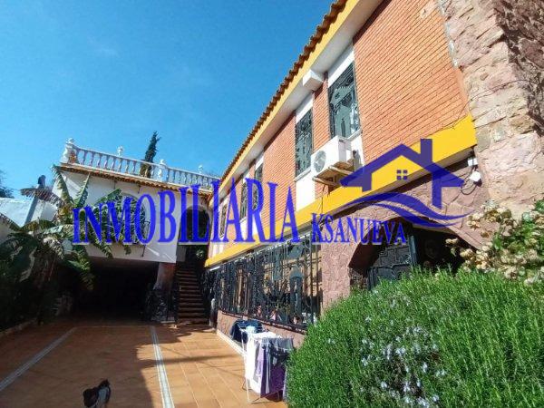 For sale of chalet in Córdoba