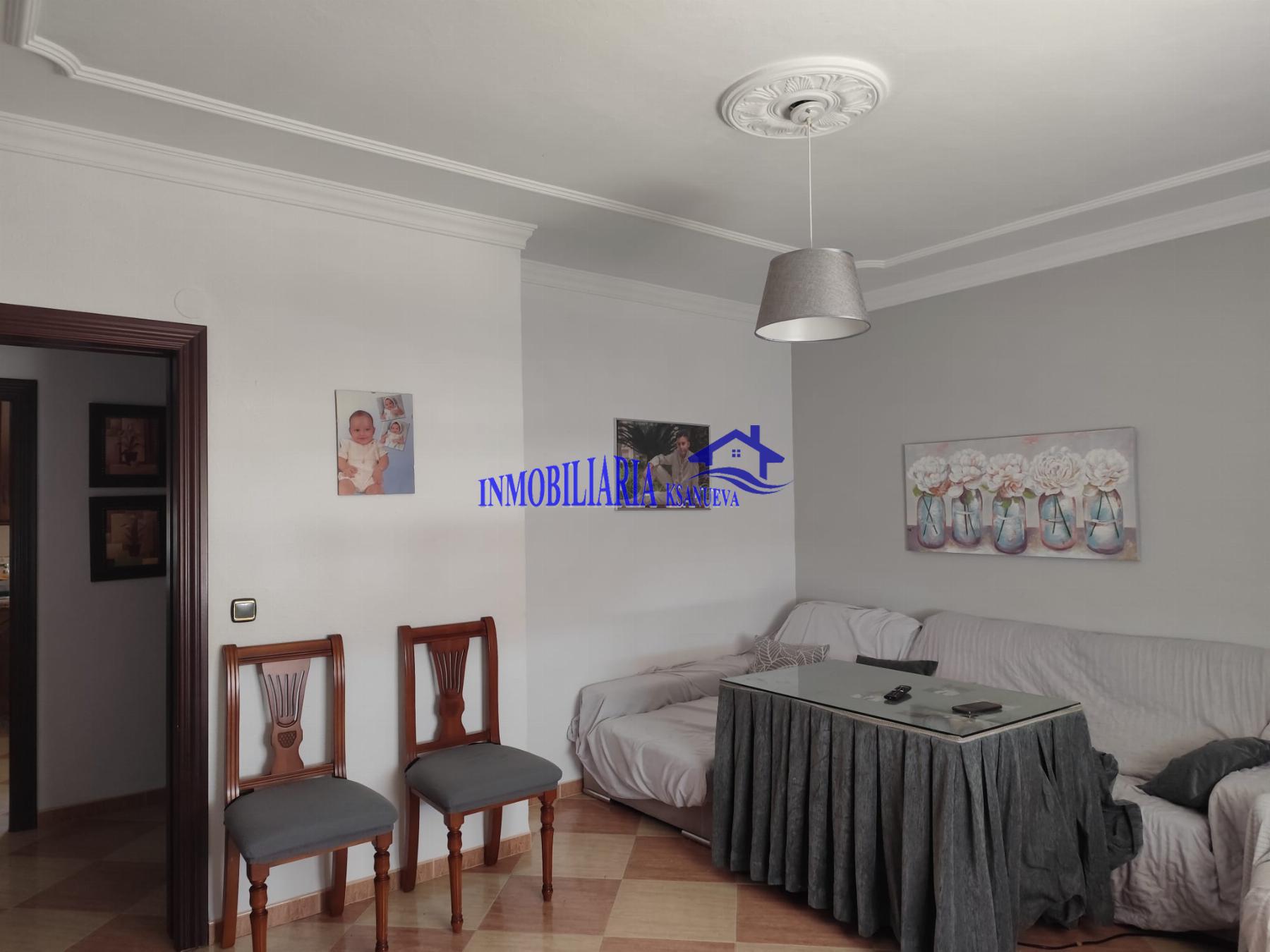 For sale of flat in Córdoba