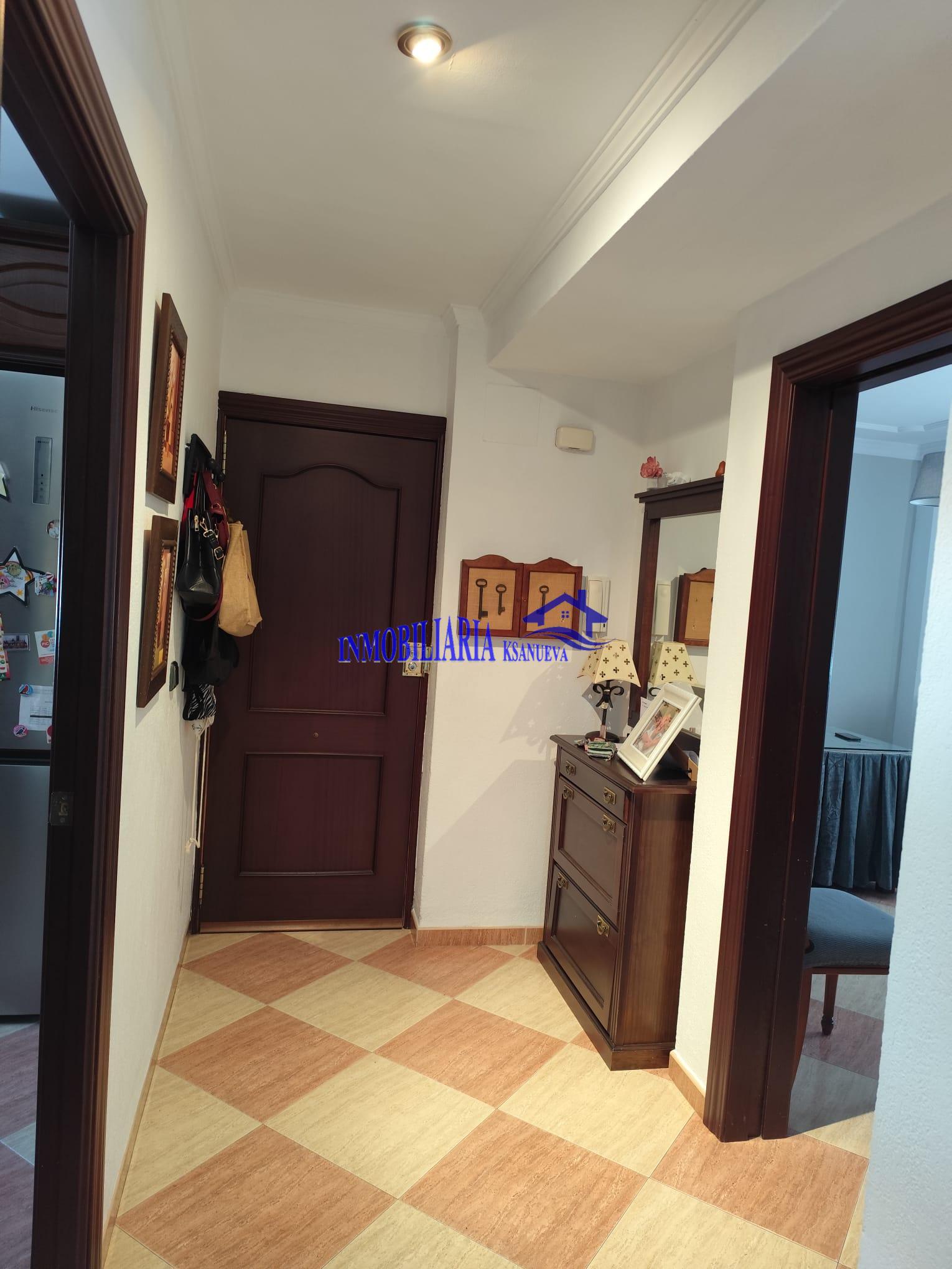 For sale of flat in Córdoba