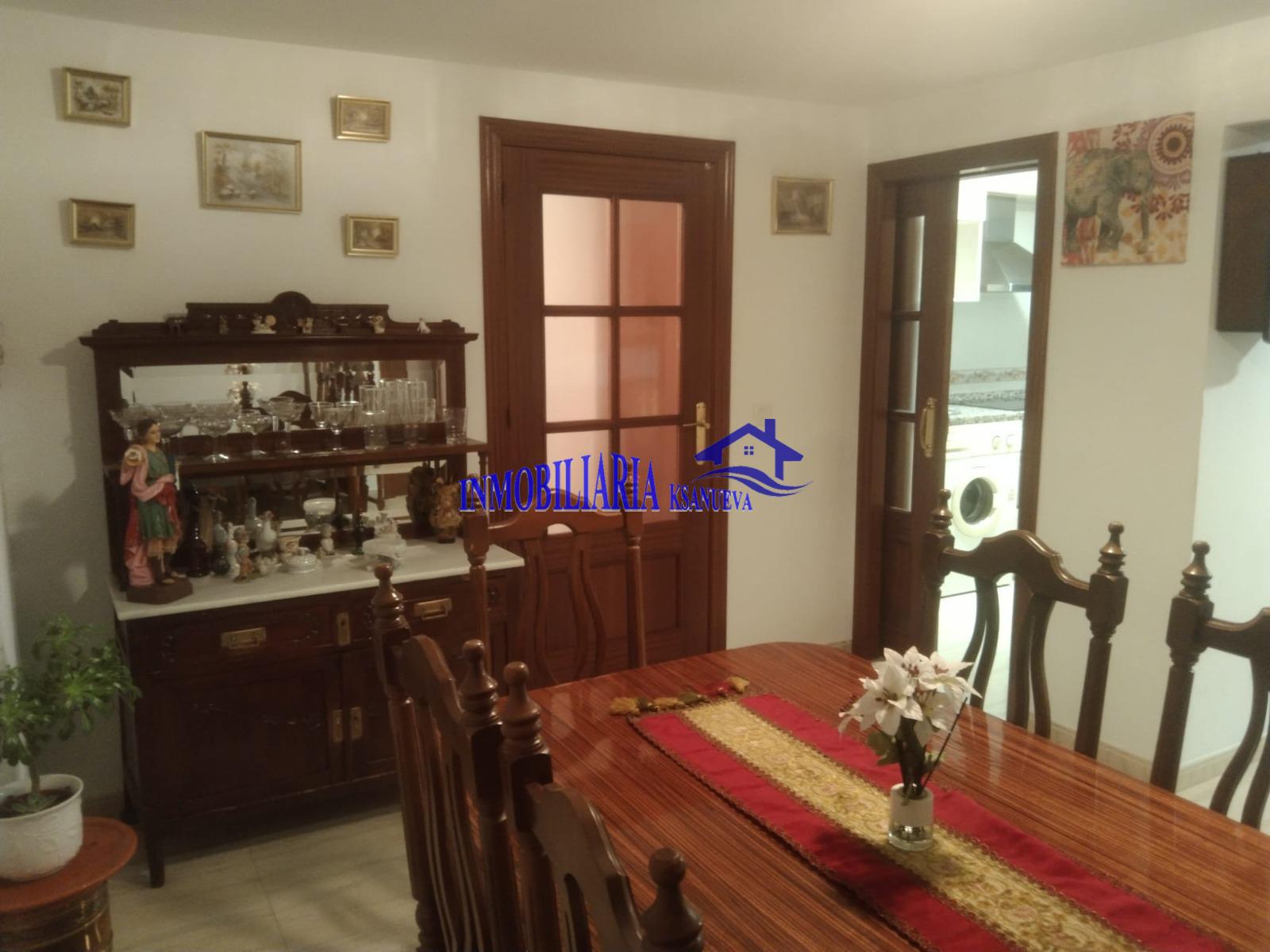 For sale of flat in Córdoba