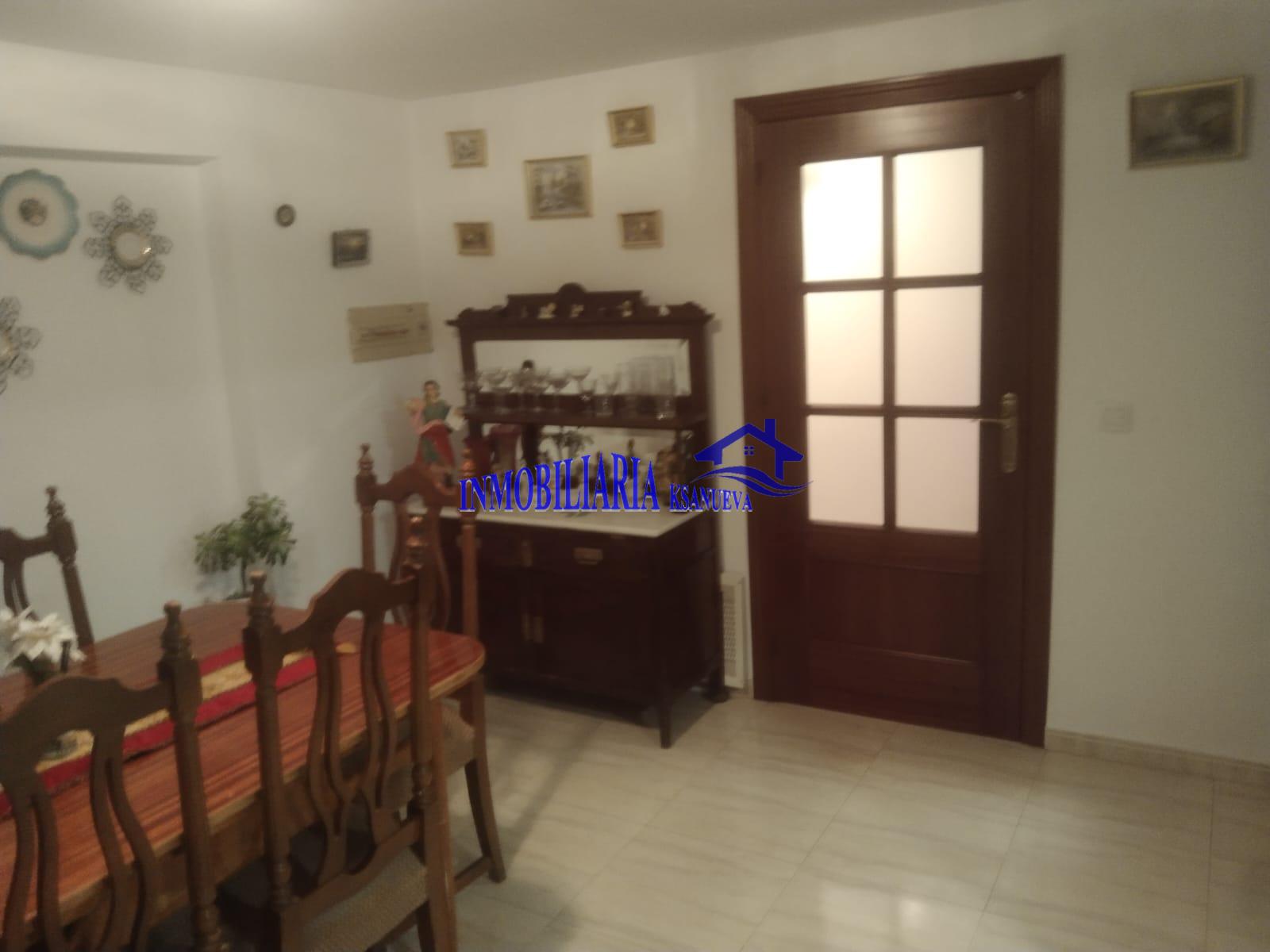 For sale of flat in Córdoba