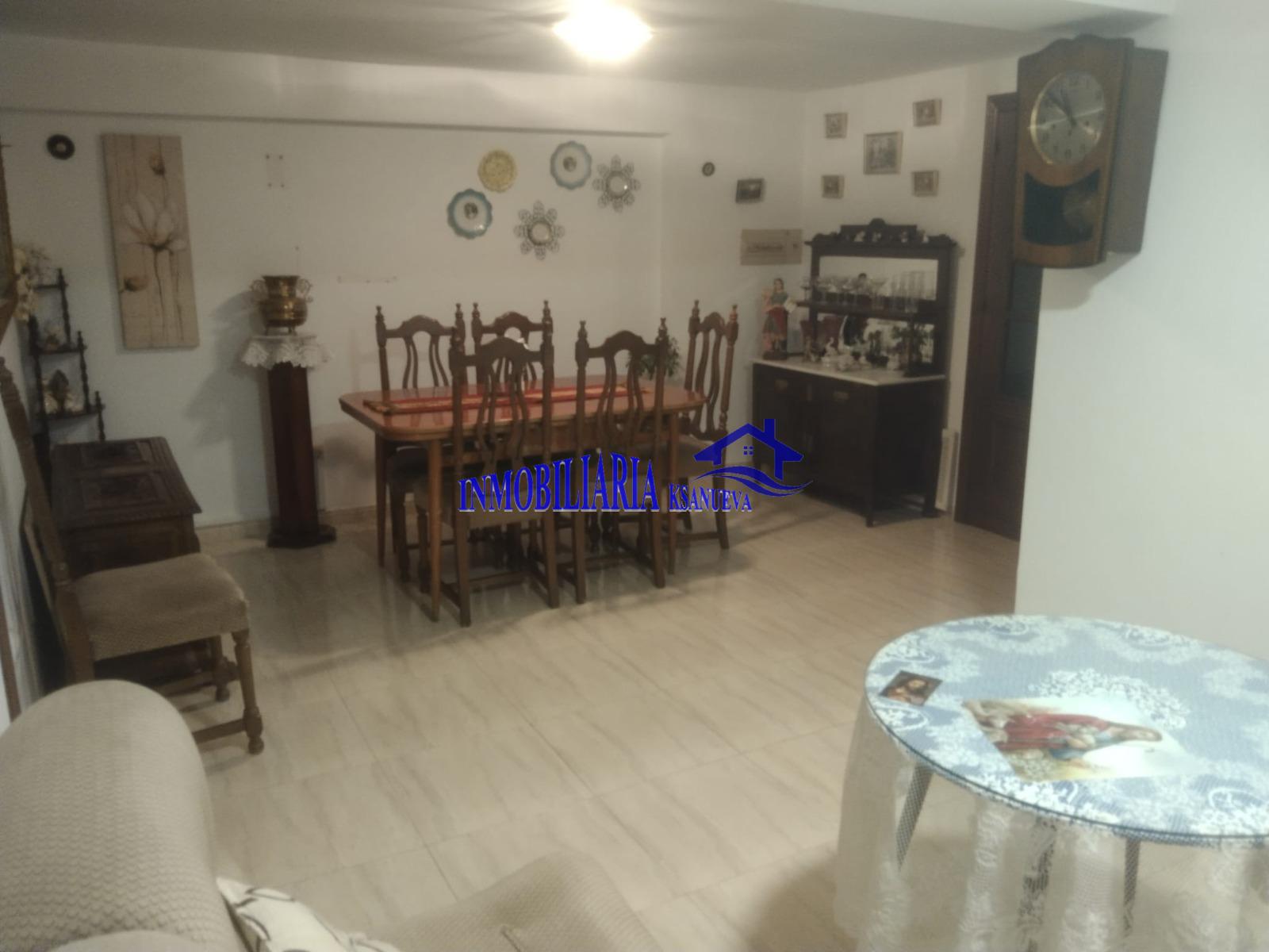 For sale of flat in Córdoba