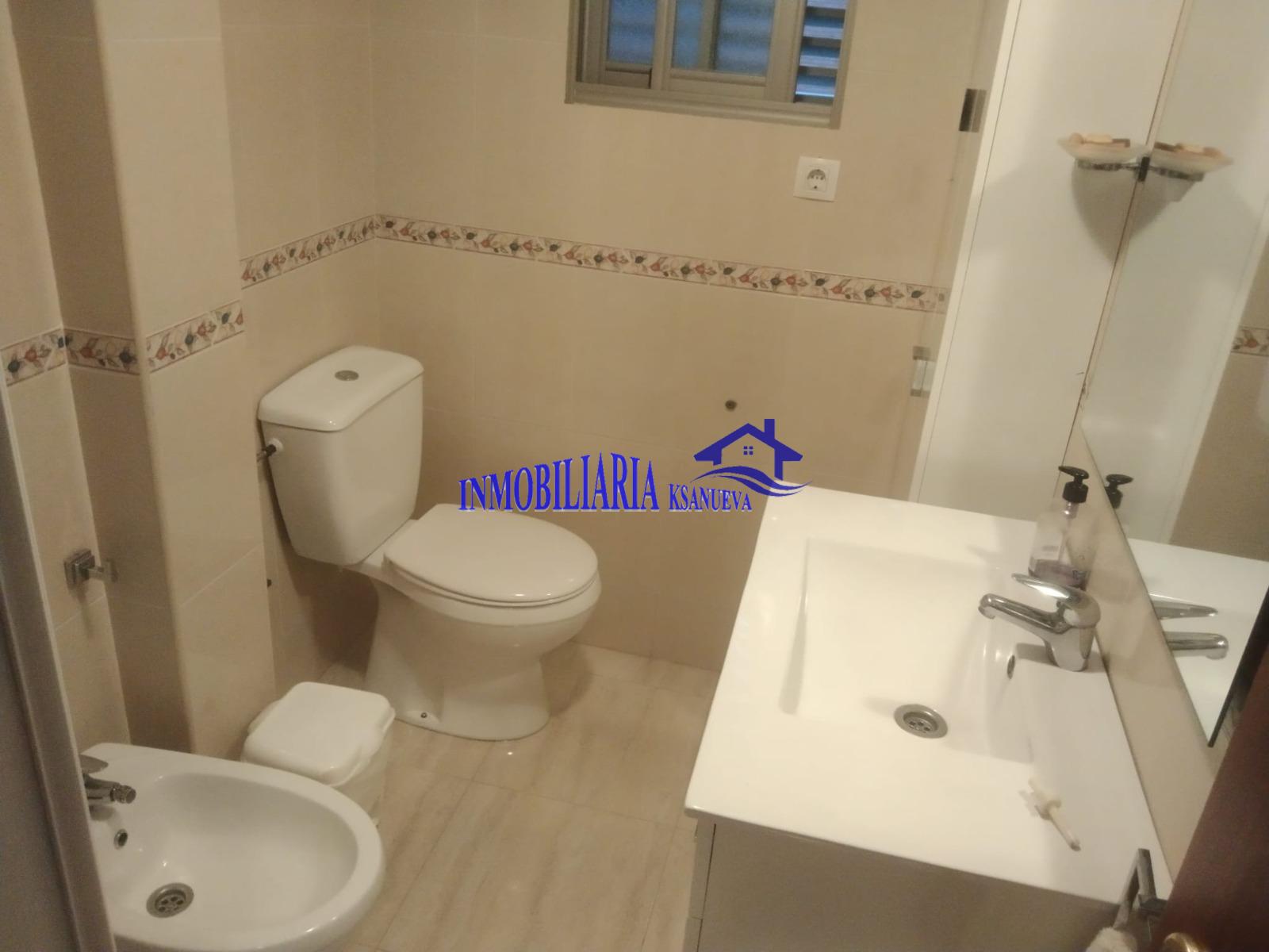 For sale of flat in Córdoba