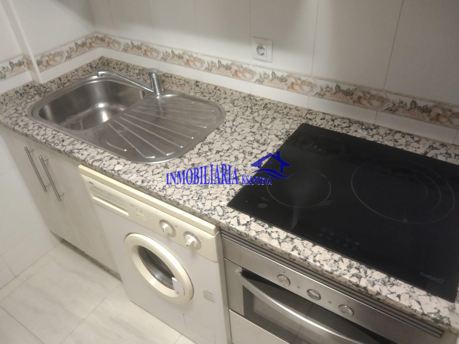For sale of flat in Córdoba