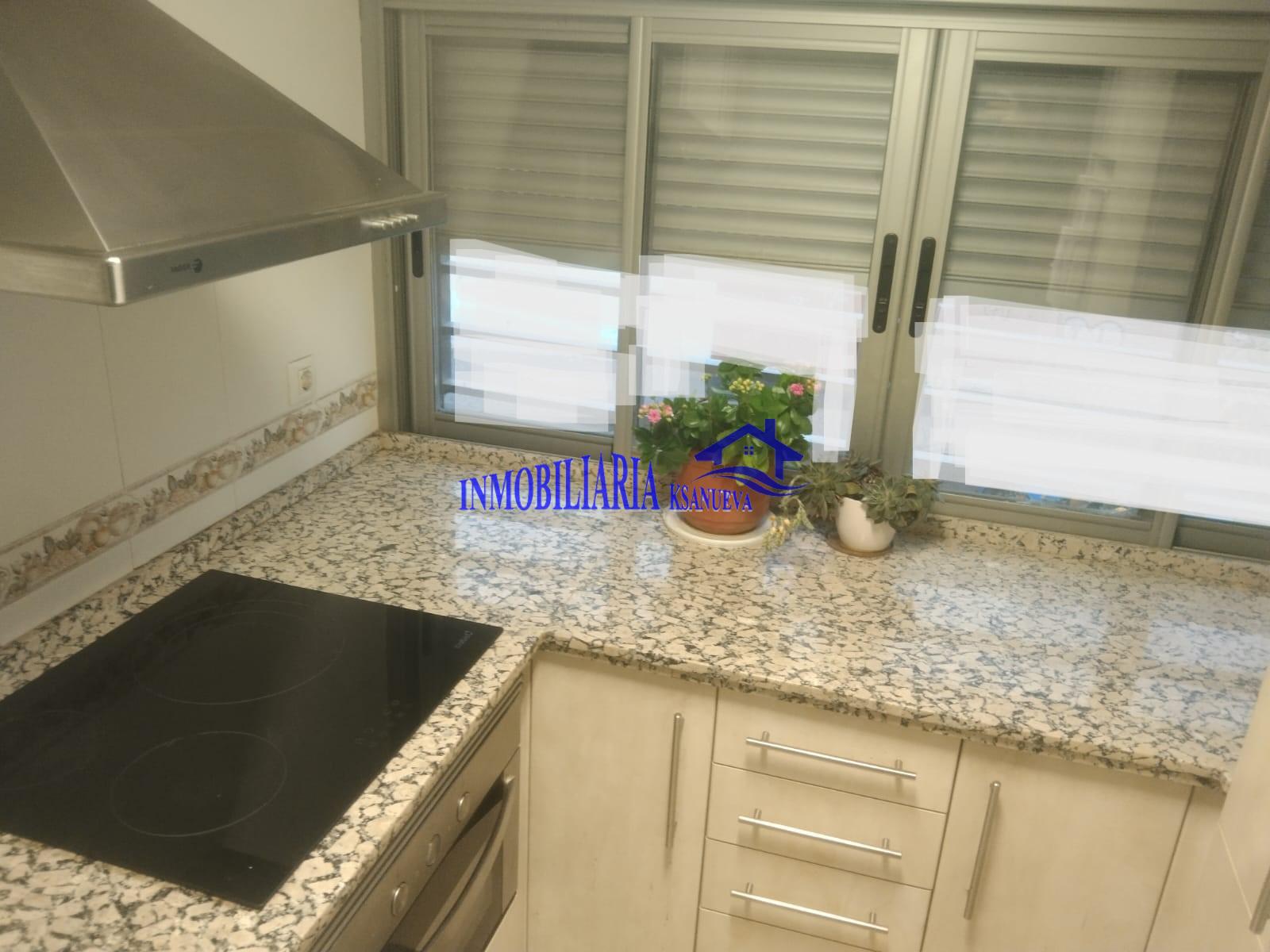 For sale of flat in Córdoba