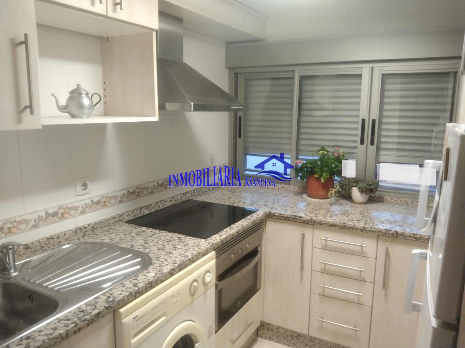 For sale of flat in Córdoba