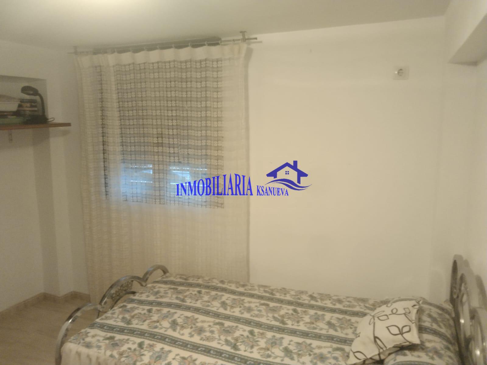For sale of flat in Córdoba
