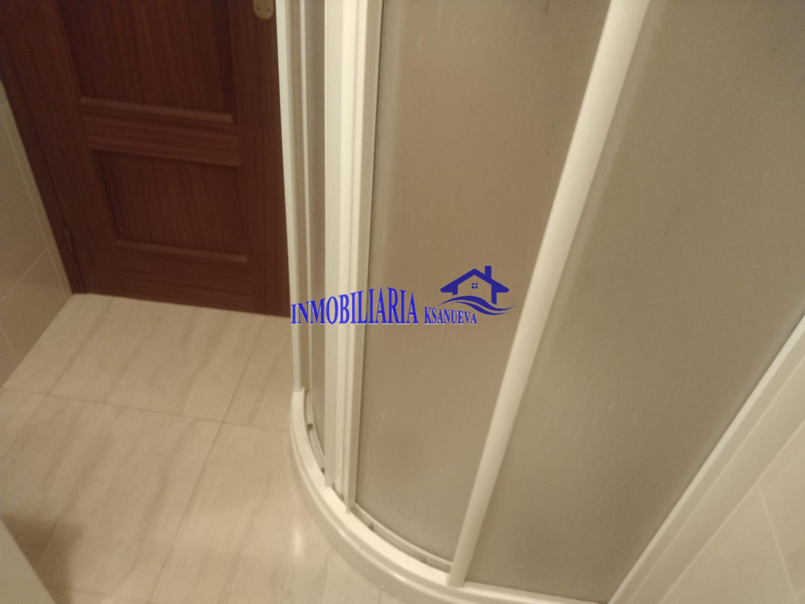For sale of flat in Córdoba
