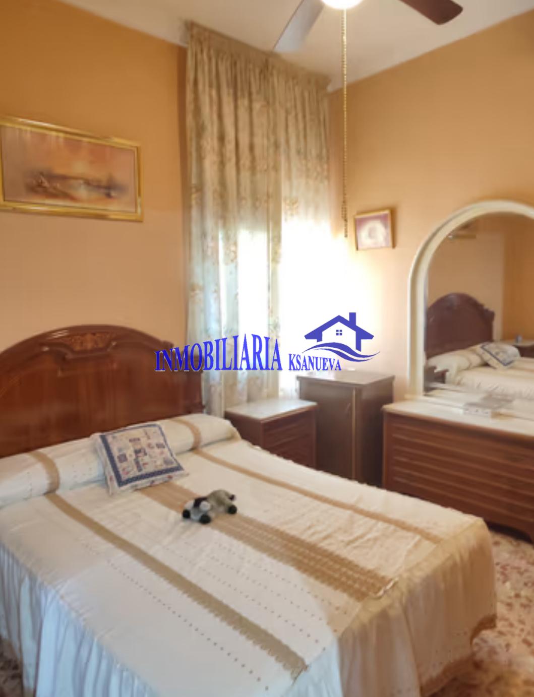 For sale of chalet in Córdoba