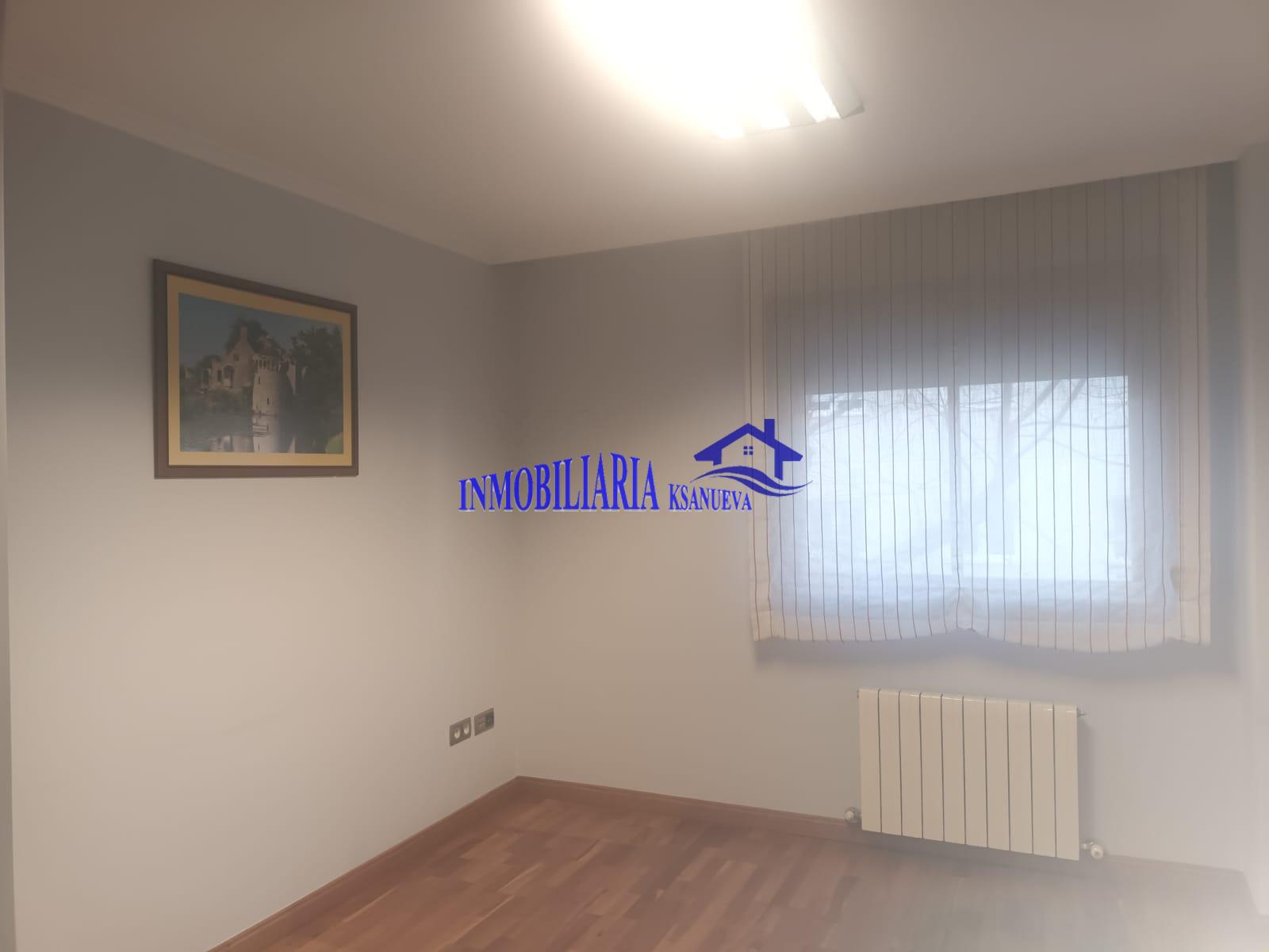 For sale of flat in Córdoba
