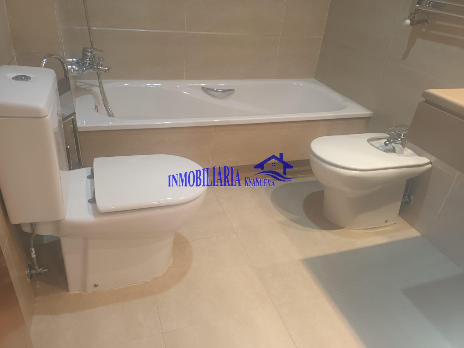 For sale of flat in Córdoba