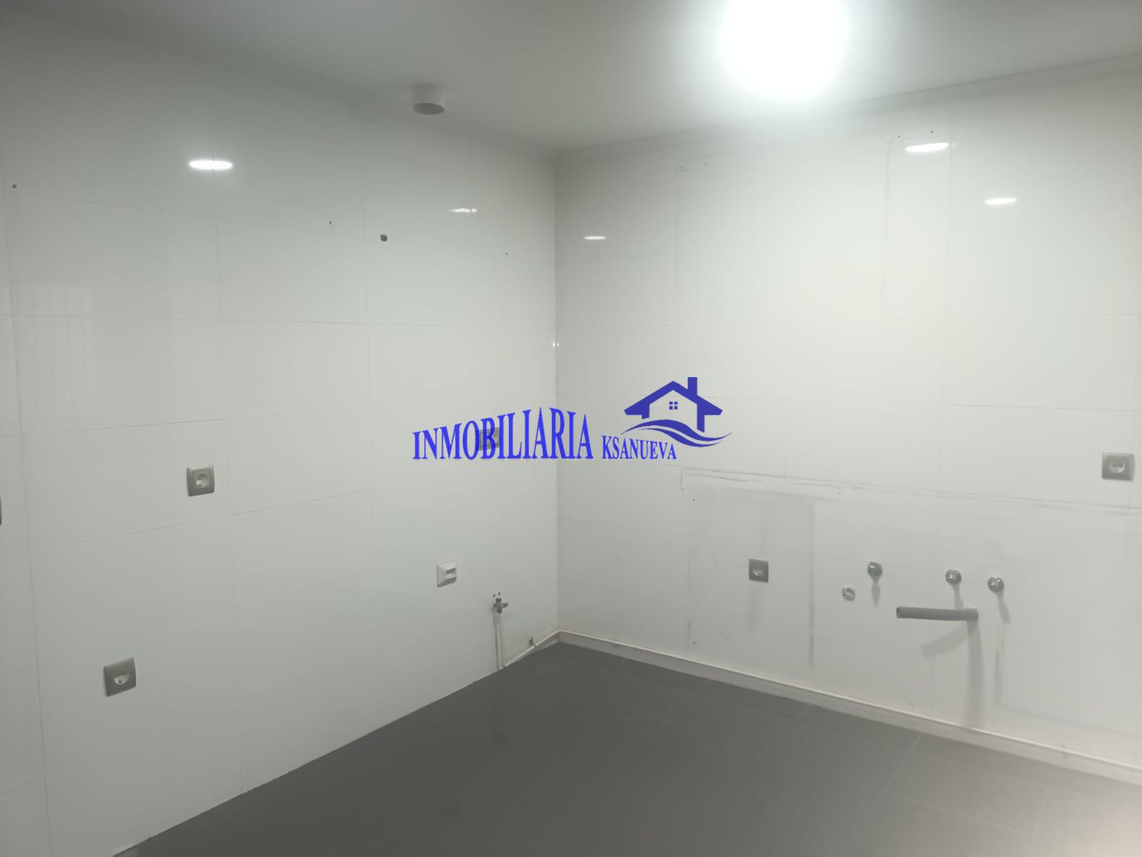 For sale of flat in Córdoba