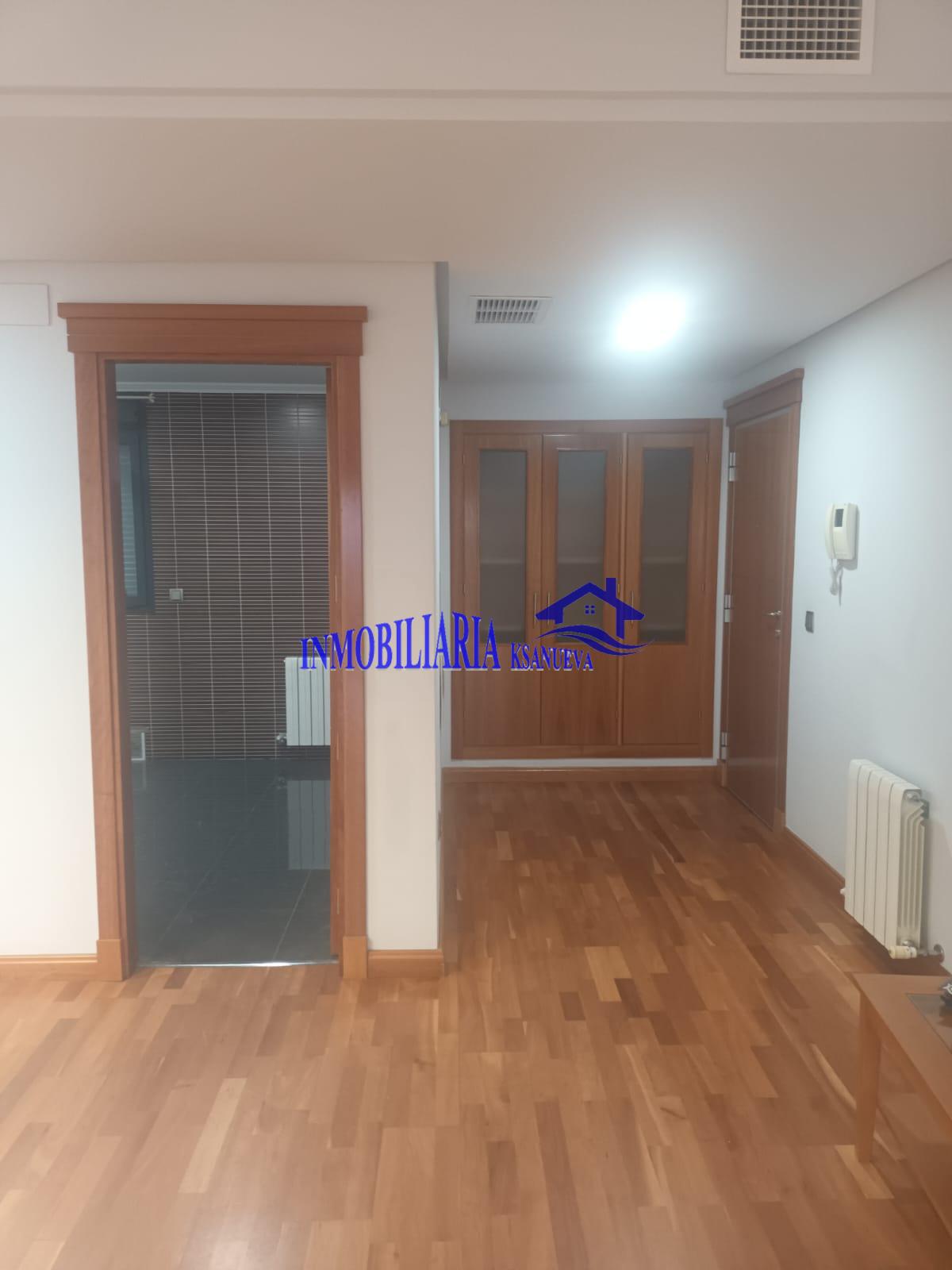 For sale of flat in Córdoba