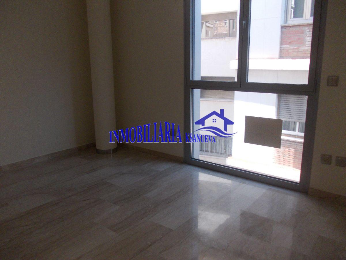 For sale of flat in Córdoba