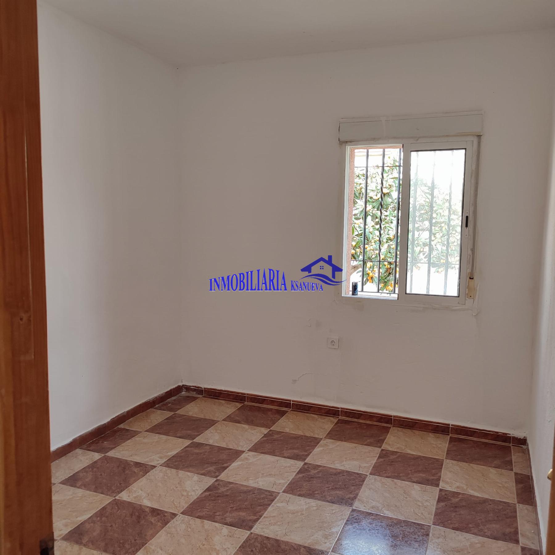 For sale of chalet in Córdoba
