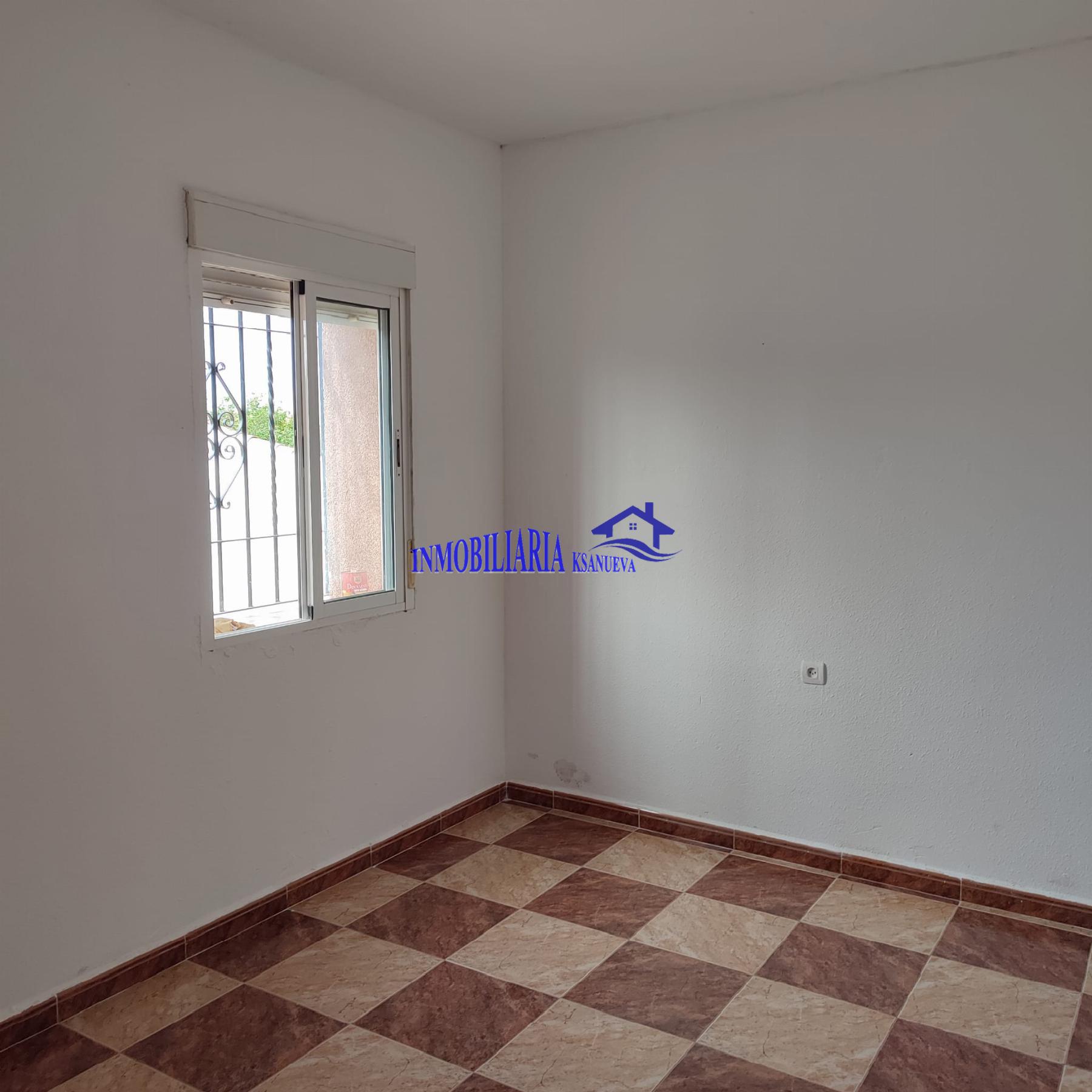 For sale of chalet in Córdoba