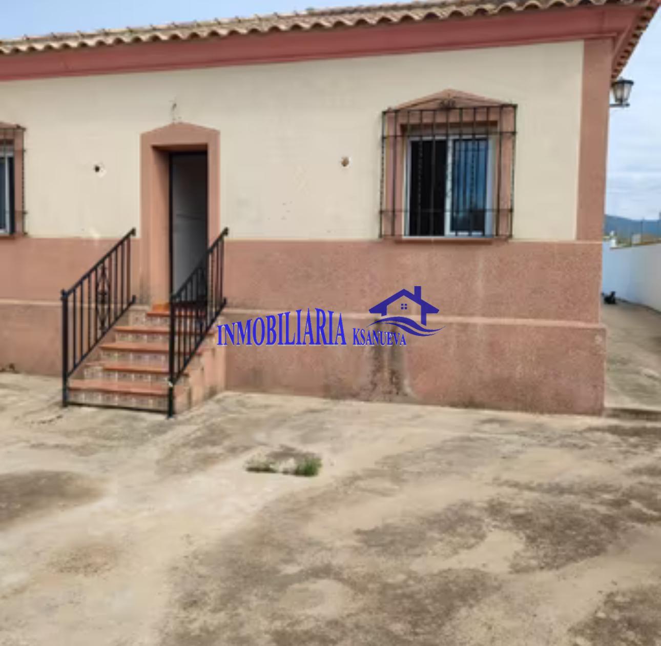 For sale of chalet in Córdoba