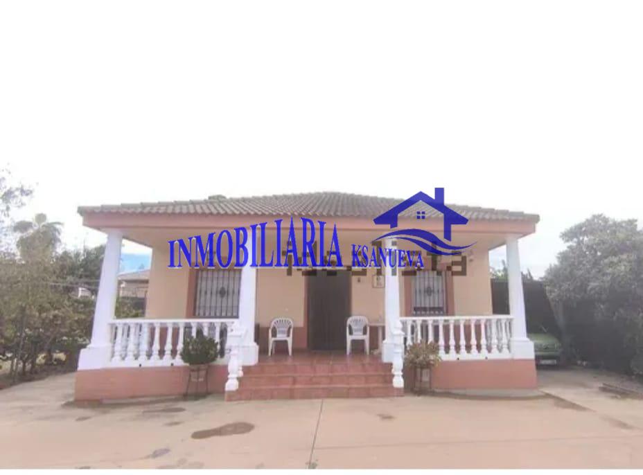 For sale of chalet in Córdoba